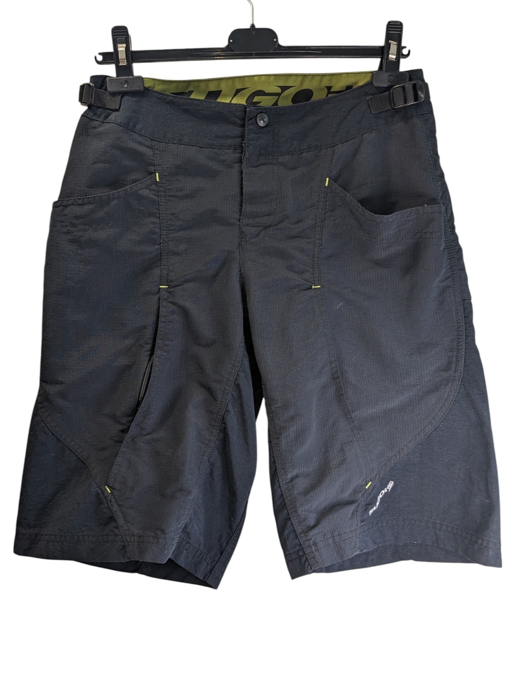 SUGOI Men’s Black Athletic Cycling Shorts with Lime Accents Size M